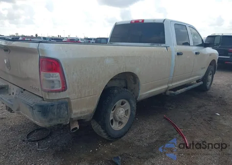 2022 Ram 2500 Tradesman 4X4 8' Box z USA, uszkodzony, nr VIN 3C6UR5HJXNG345189